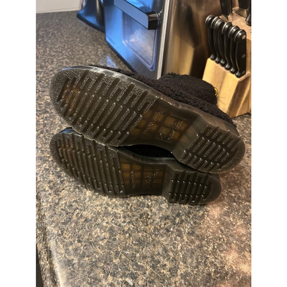 New Dr. Martens 1460 Pascal Faux Shearling Black Boots - Picture 6 of 12